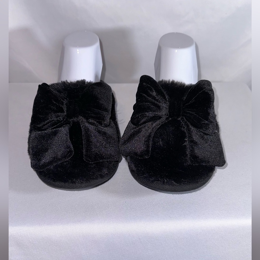 Victoria’s Secret Slipper